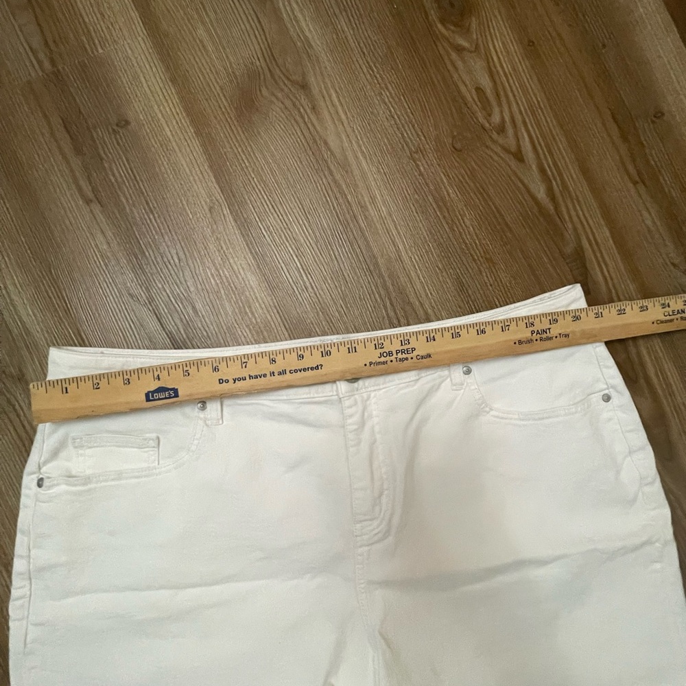 Lane Bryant Mid-rise Boyfriend Midi Short White Size 20 - Picture 6 of 8